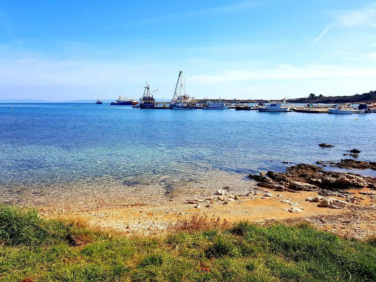 Holiday Home Aurora Ližnjan